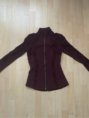 Women’s Burgundy Floral Lululemon Jacket sz 4